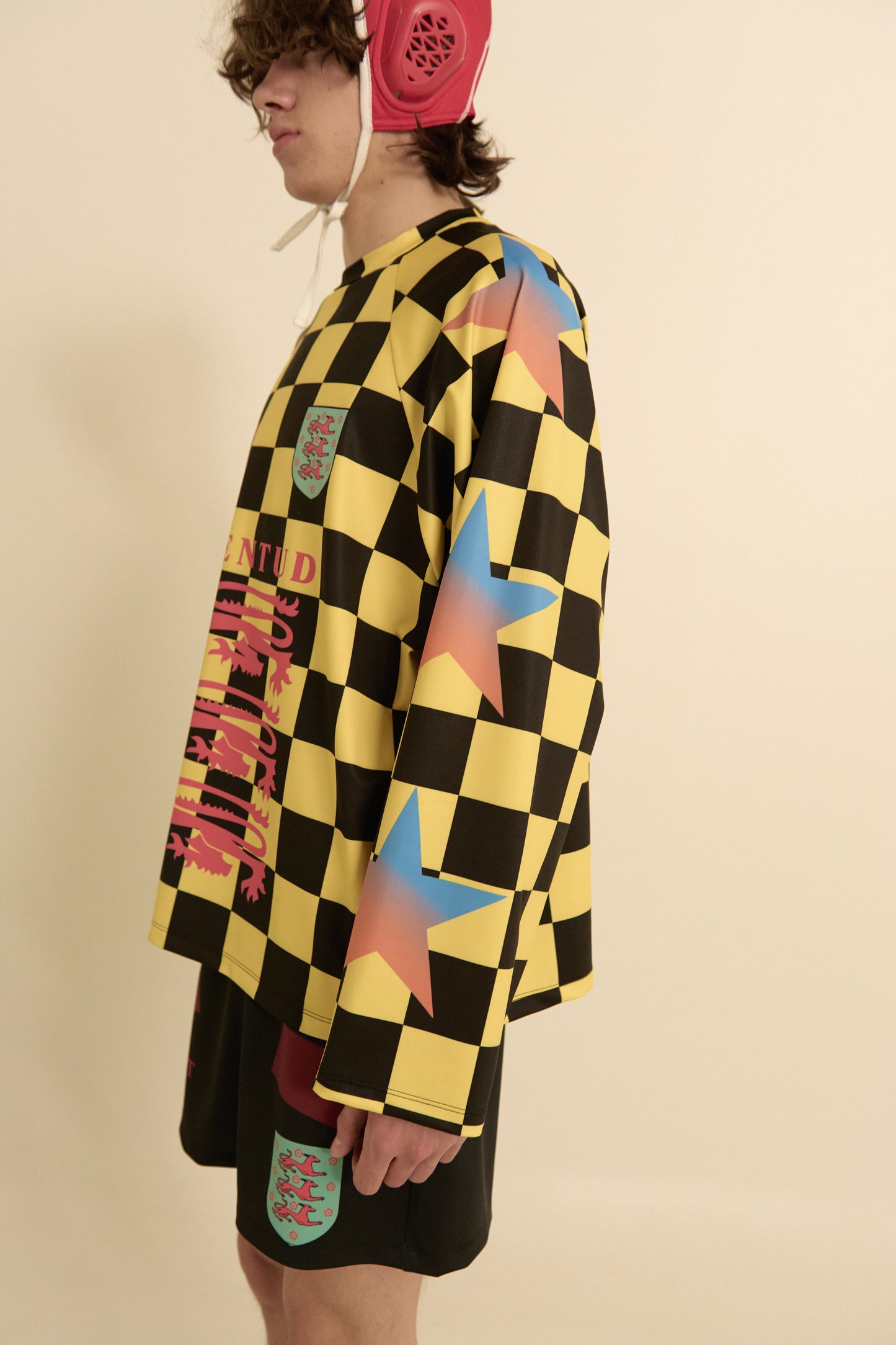 WOLFGANG SPORT BLACK AND YELLOW JERSEY